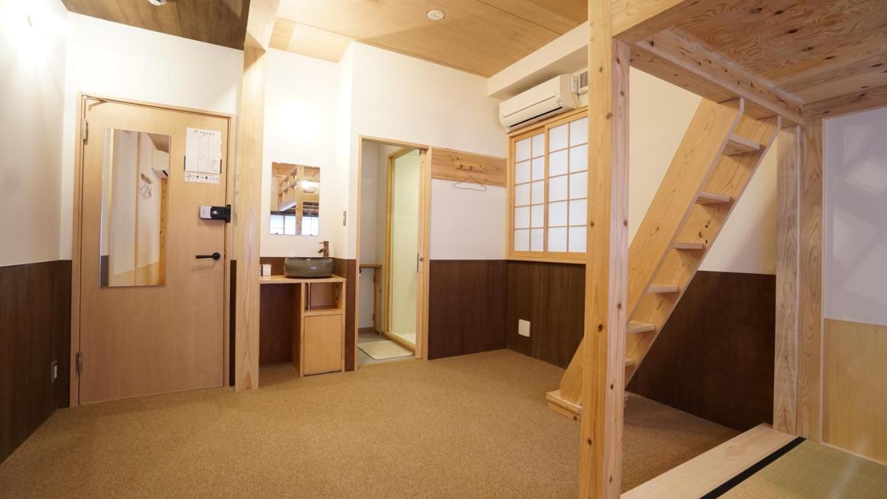 Poly Hostel 2 Namba Osaka Eksteriør billede